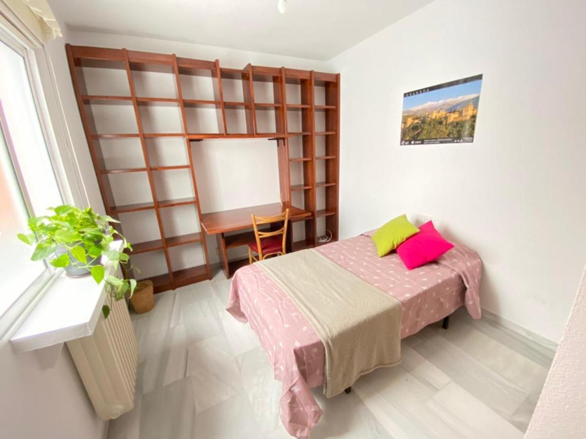 Pati Perro Apartment Granada Ngoại thất bức ảnh